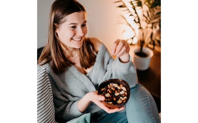 Chinchilla Kokosnootschalen Met Lepel En Houder Set Van 2 6 Chinchilla Kokosnootschalen Met Lepel En Houder Set Van 2 - Afbeelding 4